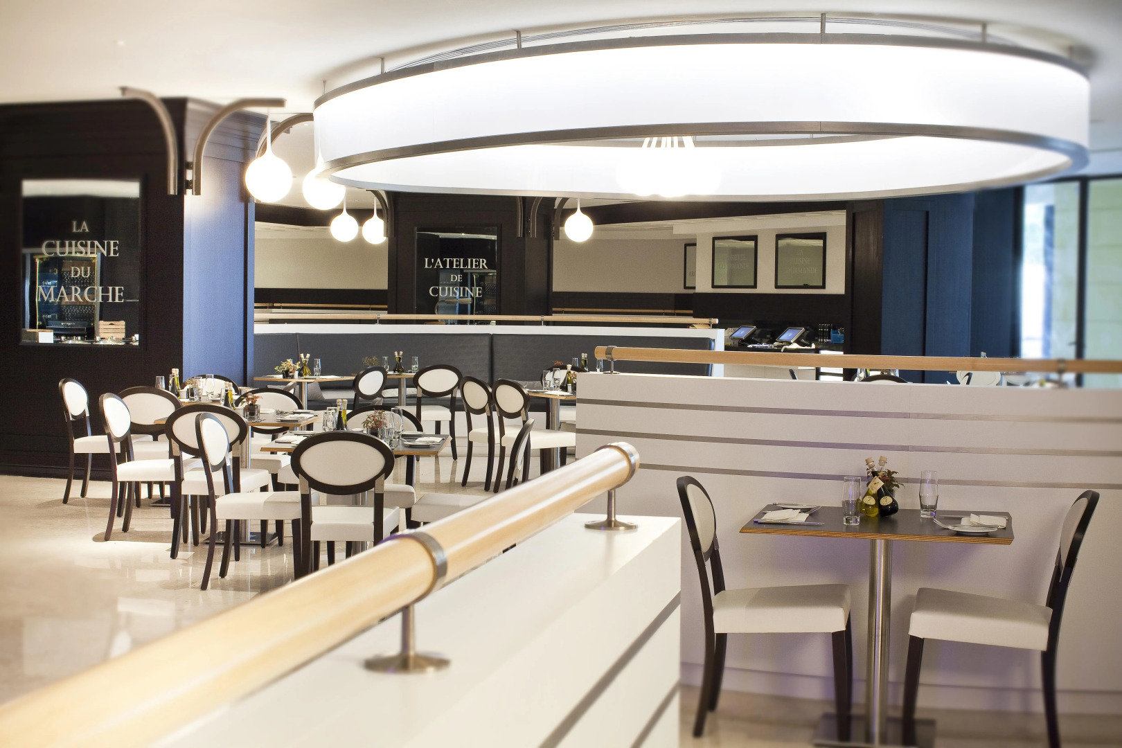 Отель JA Ocean View Hotel