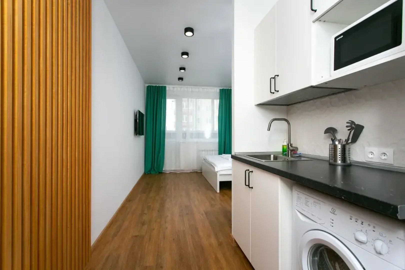 Апартаменты Домант Романова 60/1 (7)