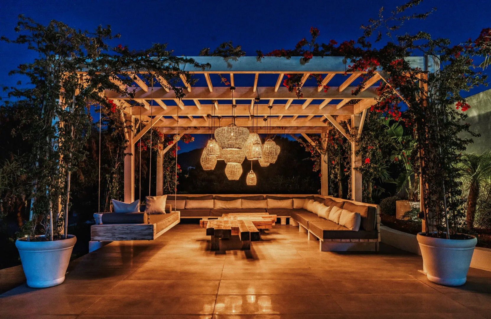 Отель Cape Bodrum Luxury Hotel & Beach