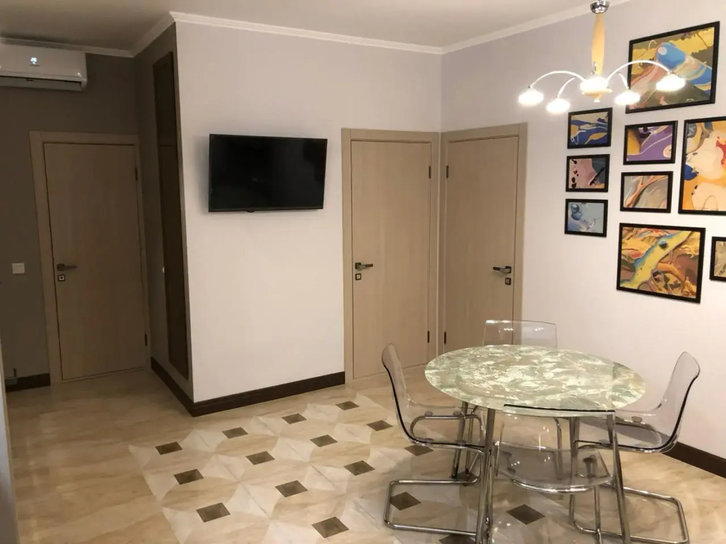 Отель Новая