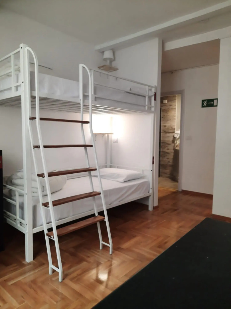 Хостел New Generation Hostel Belgrade Center