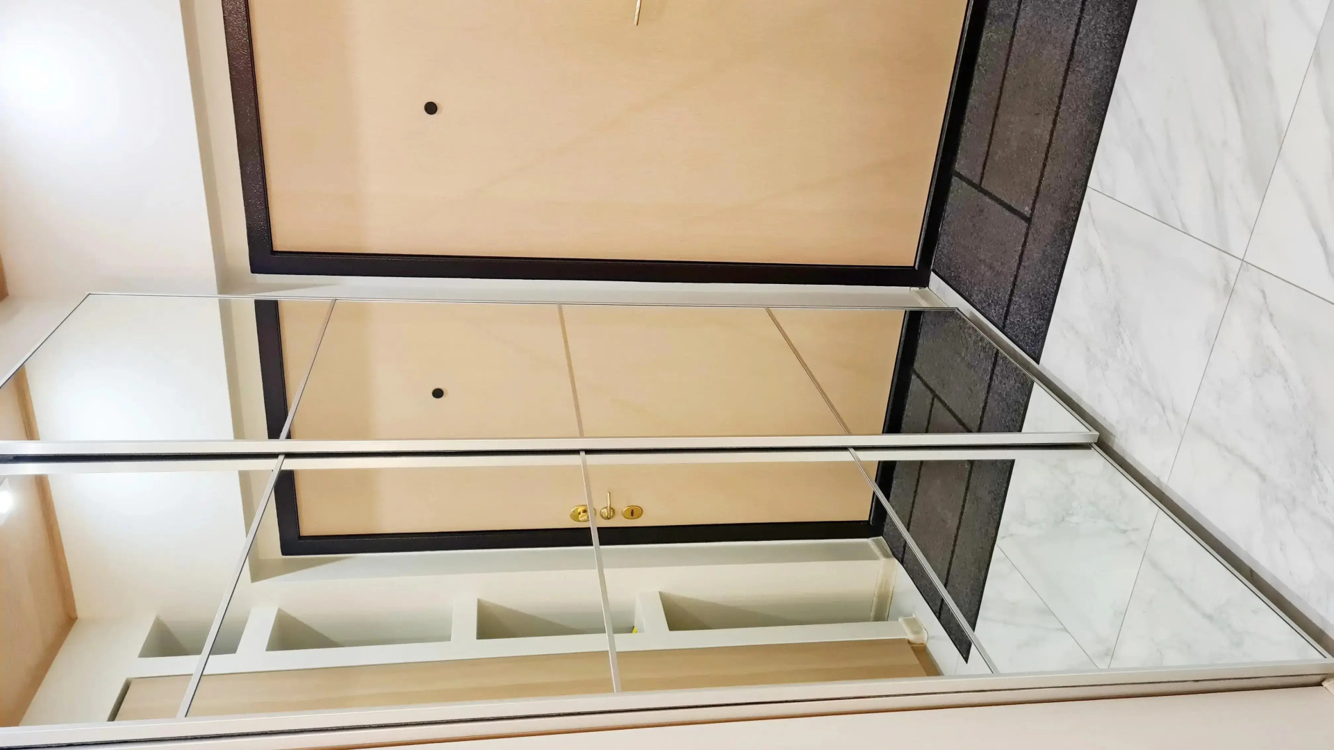 Квартра у метро Лермонтовский проспект