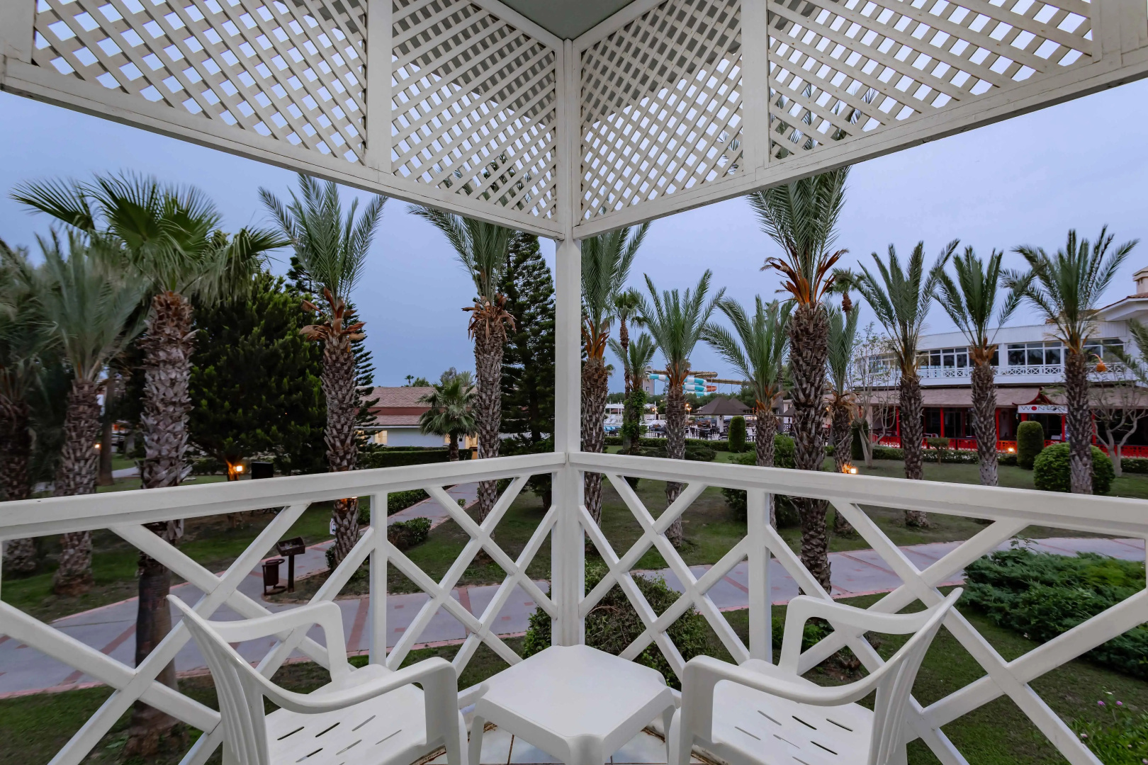 Отель Asteria Family Resort Side
