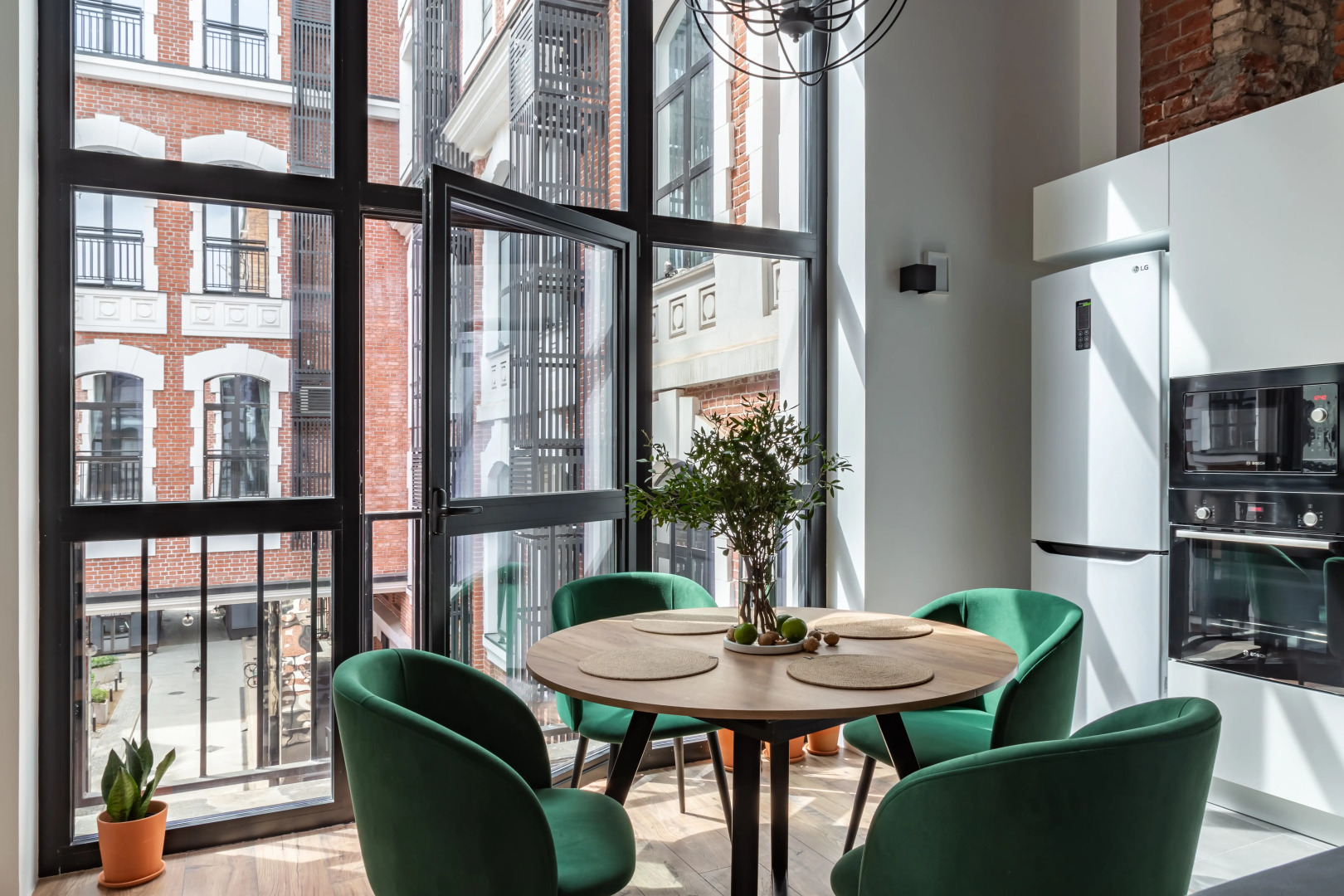 Квартира Moscow Deluxe Apartments Soho Luxury Loft