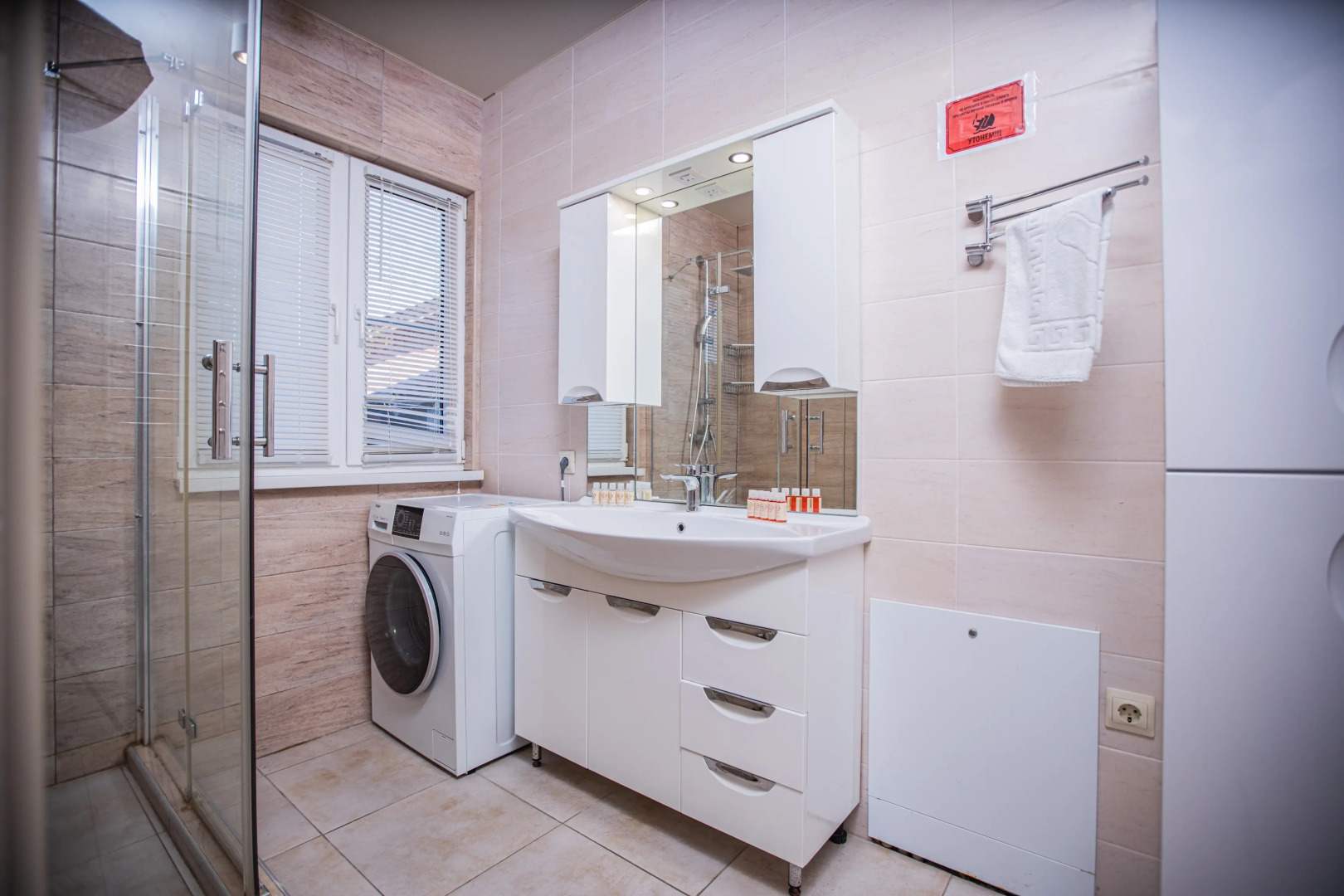 Коттедж у моря в Сириусе на 10 человек