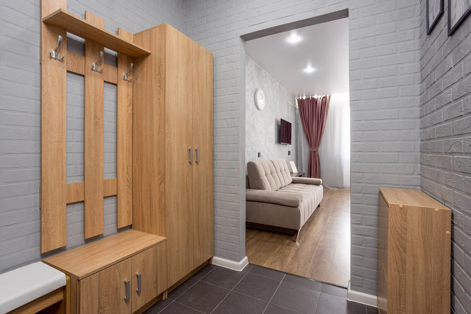 Квартира на Домбайской 10