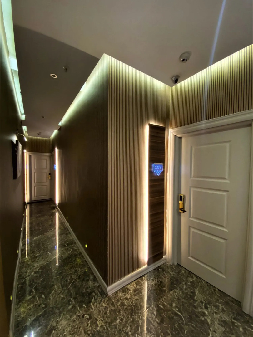 Отель Golden Gate