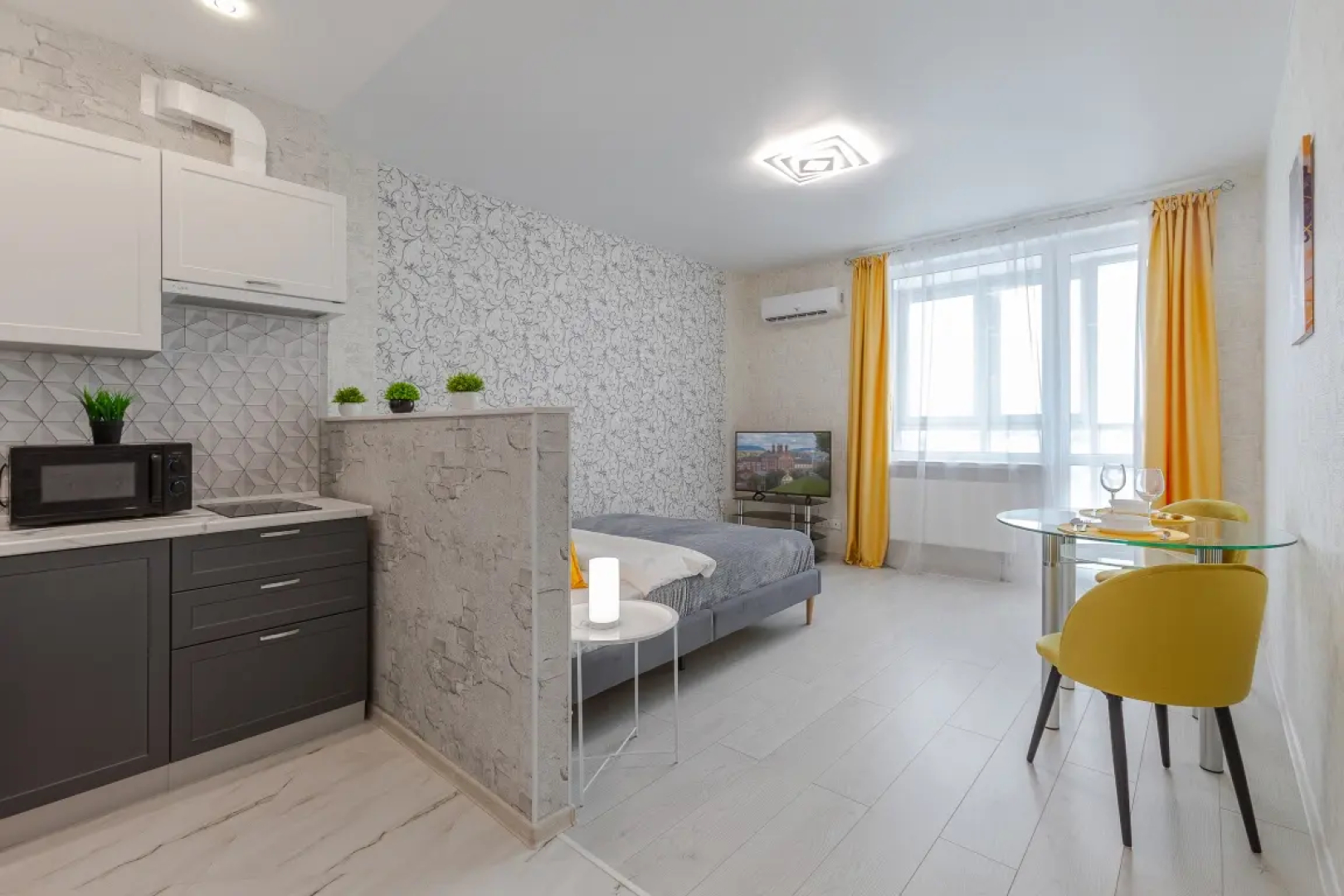 Апартаменты RentPlaza Галактика 1