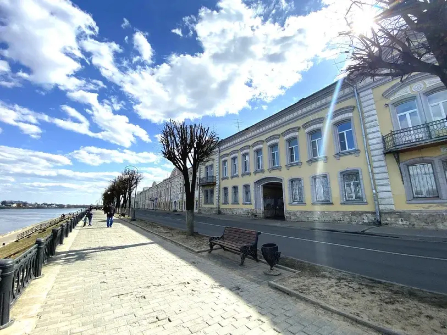 Апартаменты на Набережной Степана Разина  у Волги