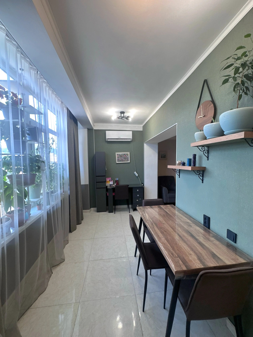 Квартира в центре Сухума - Лакоба, 88