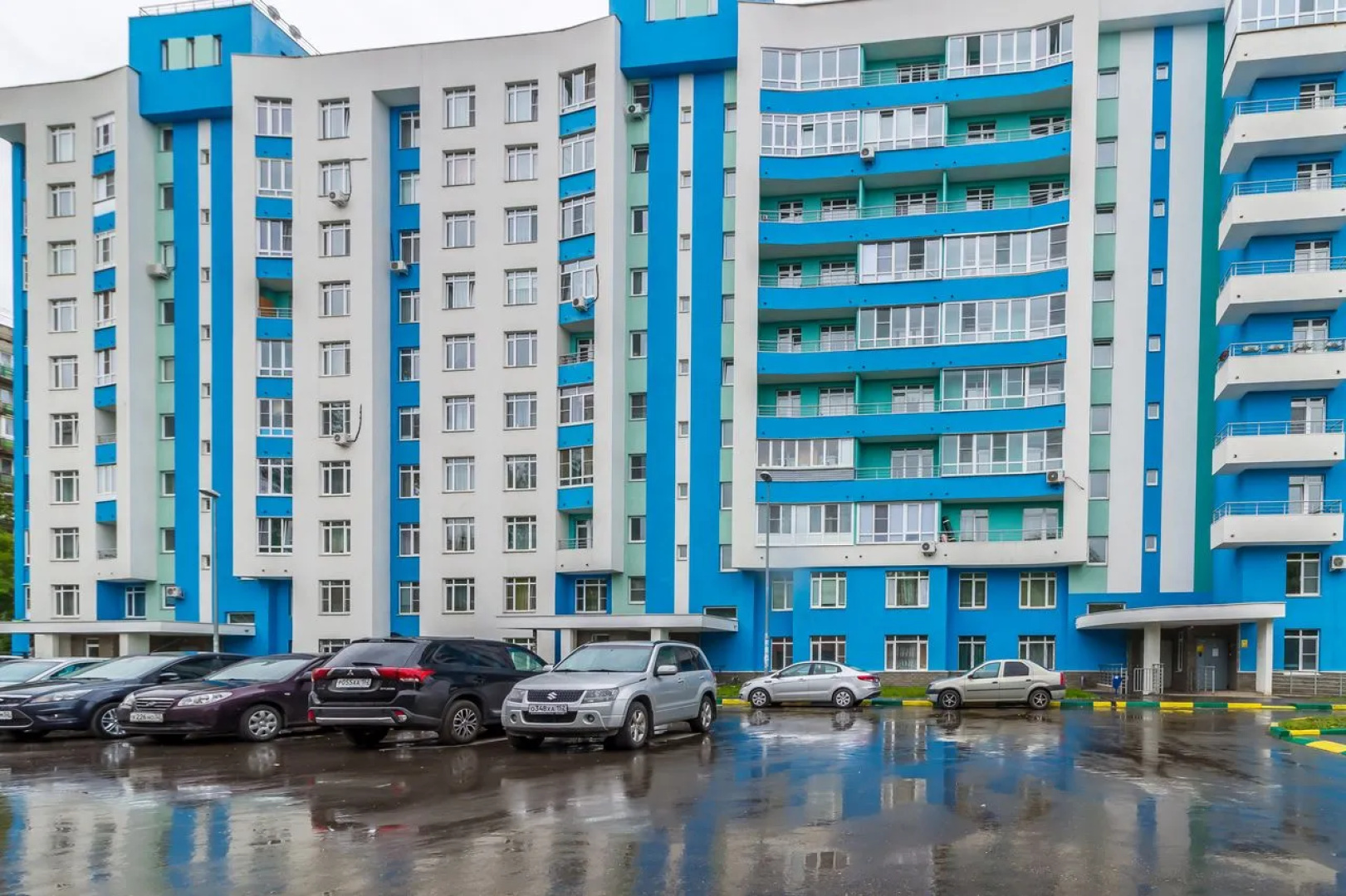 Апартаменты KvartalApartments Конотопская 4