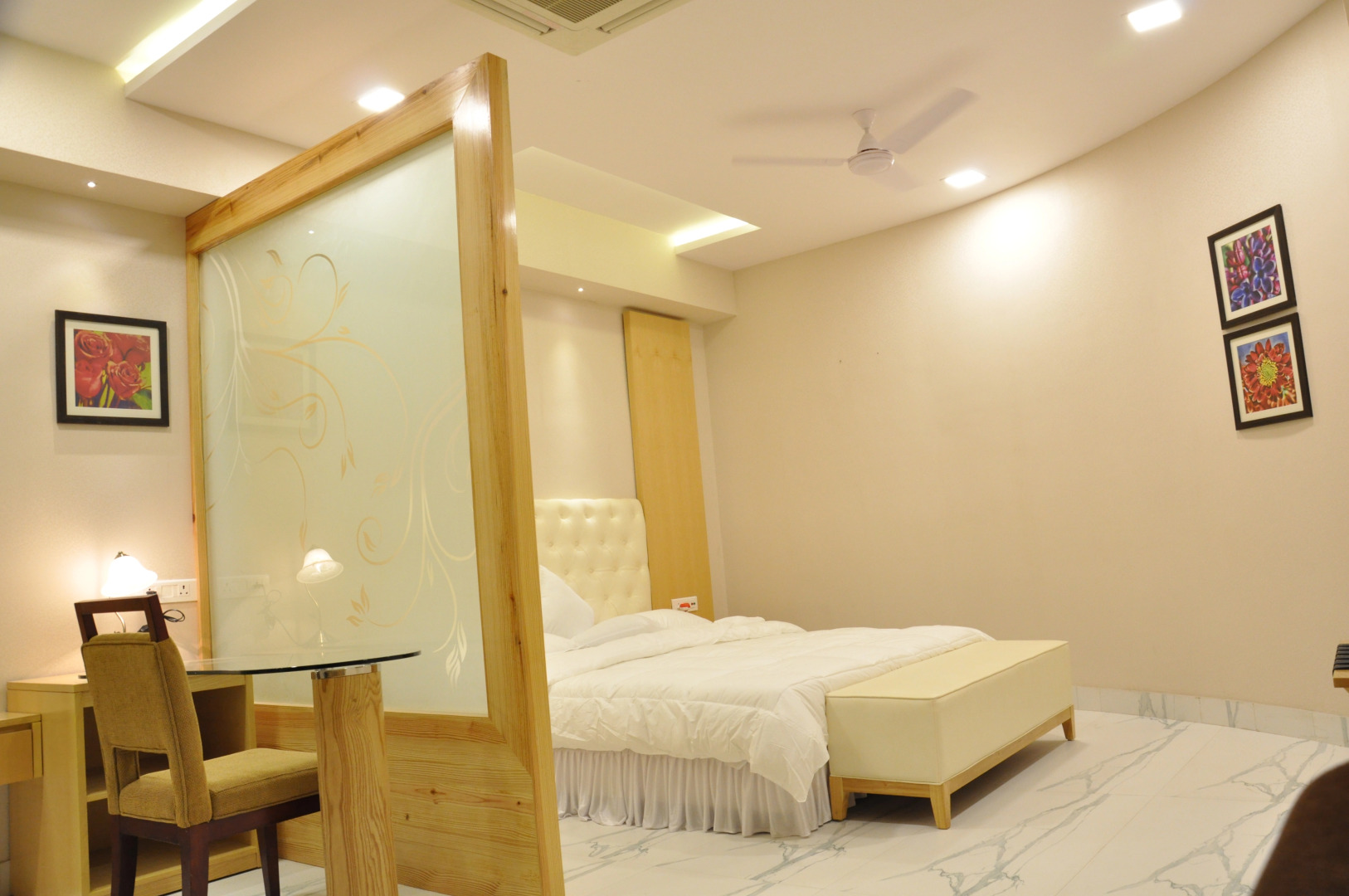 Отель Inu Abraham