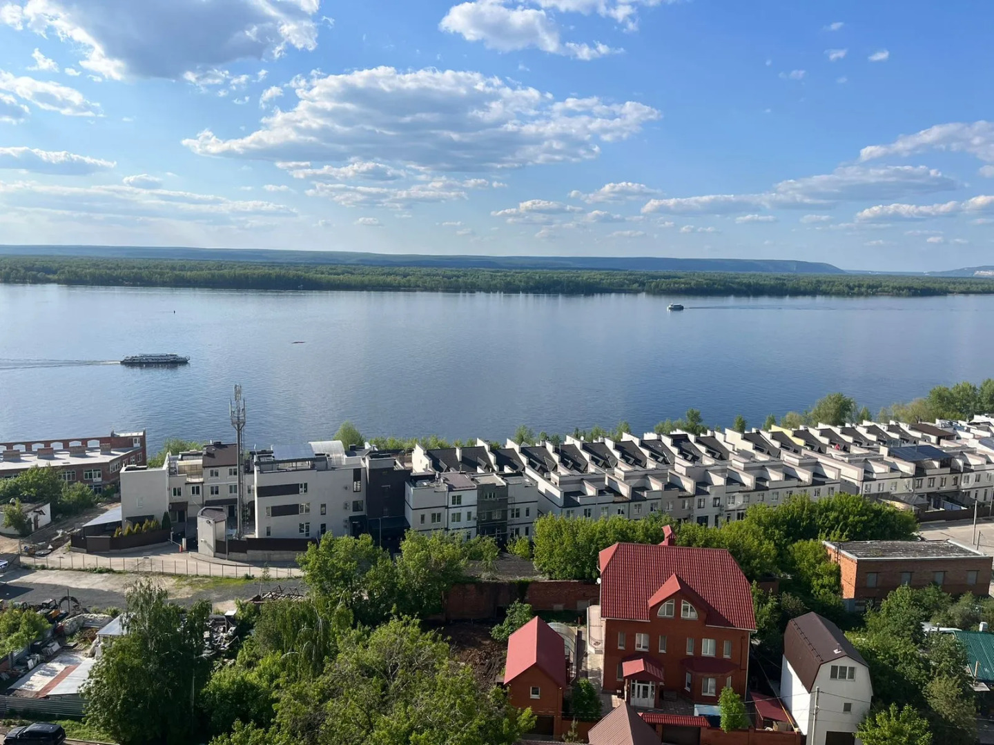 Квартира Уютная на берегу Волги