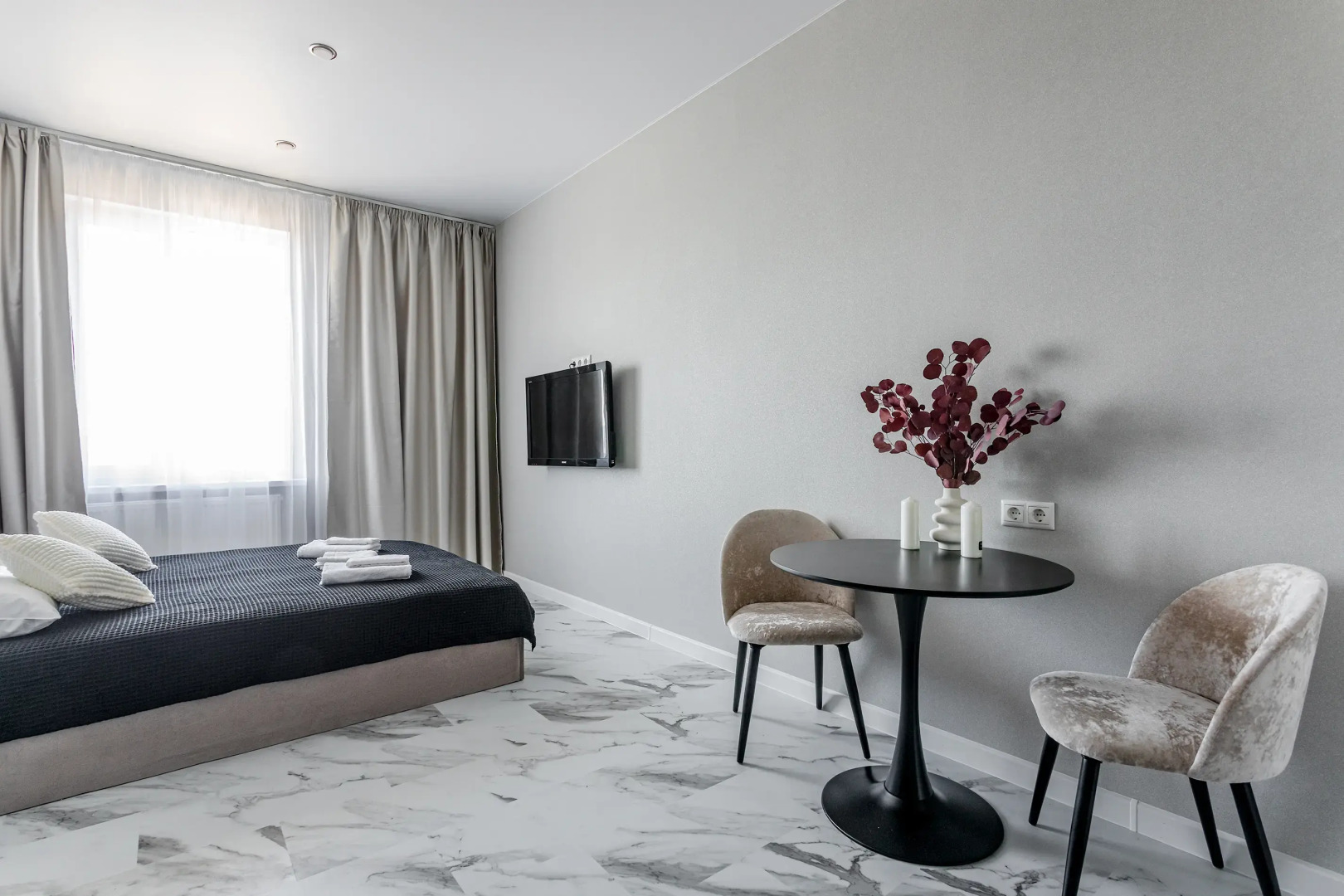 Апартаменты InHome24 Стильные апартаменты для двоих в Одинцово