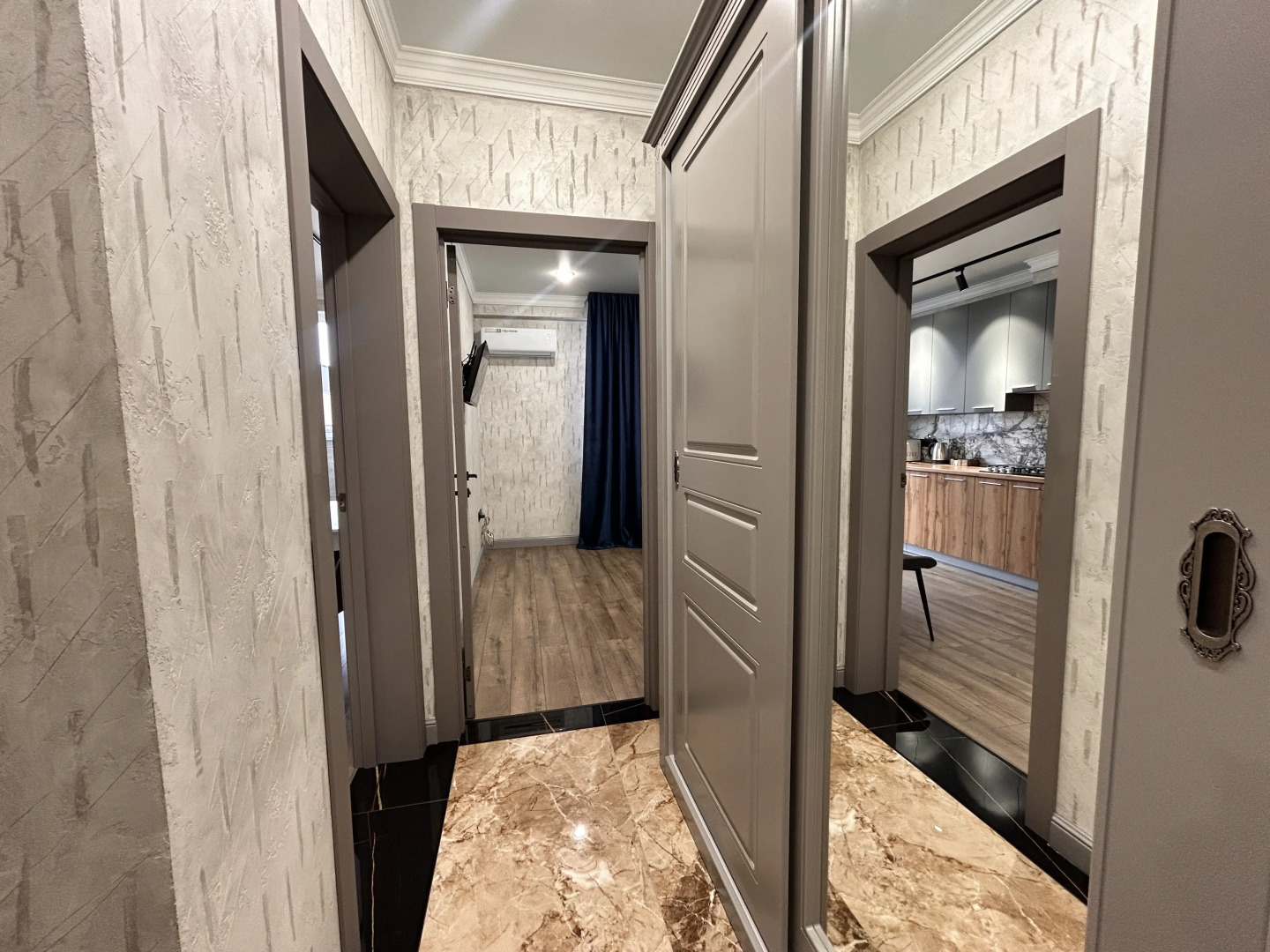 Апартаменты двухместные на Новоселов 5 К2