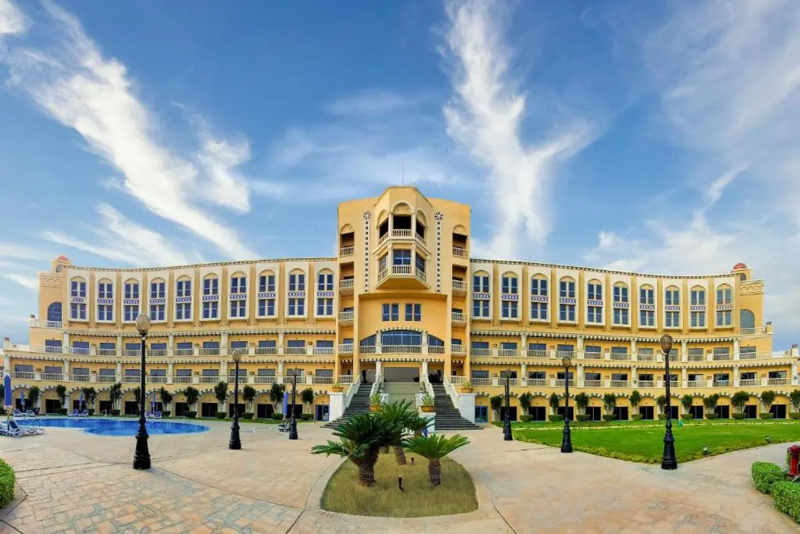 Отель Helnan Dreamland Hotel