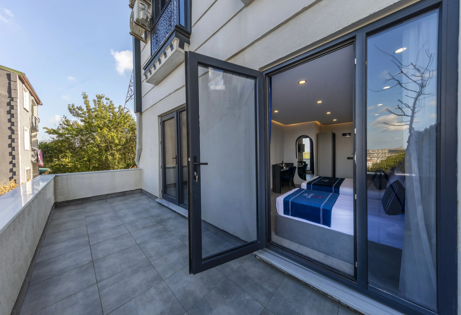 The Private Airport Hotel