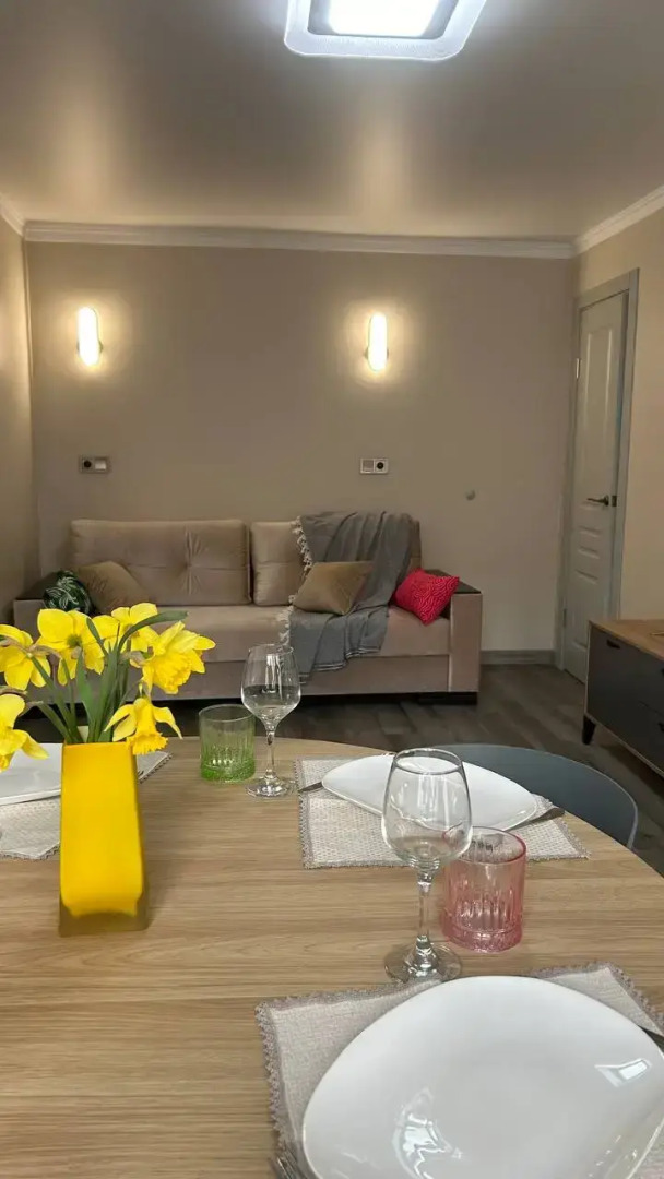 Квартира Стильная с Видом на Кирху Святого Семейства