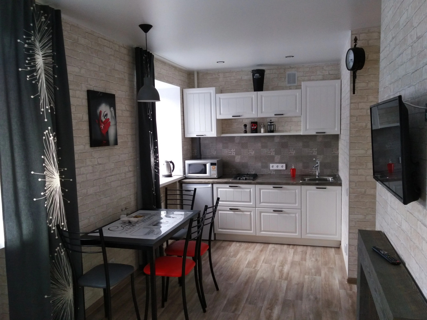 Апартаменты Октябрьский проспект 43