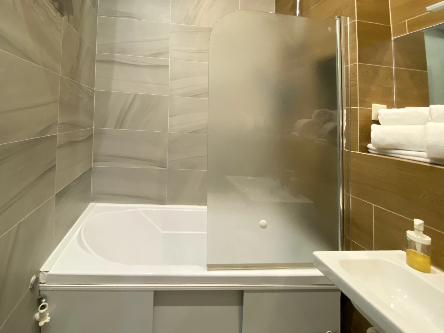 Апартаменты 227 (Воскресенская 59, 19 этаж)