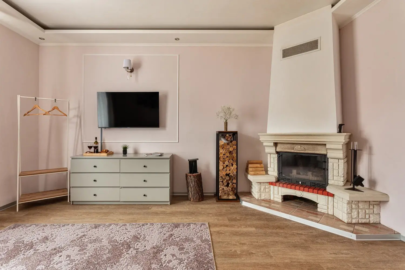 Апартаменты J&N Apartments с камином и летней террасой в самом центре исторического Выборга Краснофлотская 1