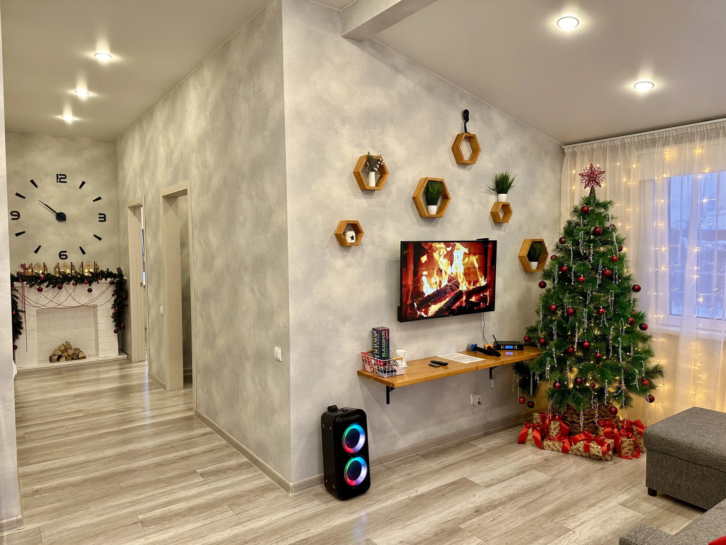 Частный дом современный в стиле барнхаус — 15 минут от города