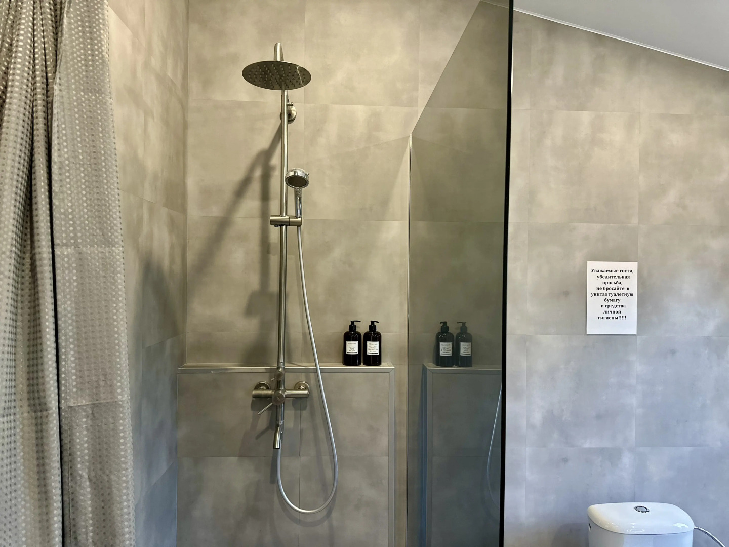 Частный дом современный в стиле барнхаус — 15 минут от города