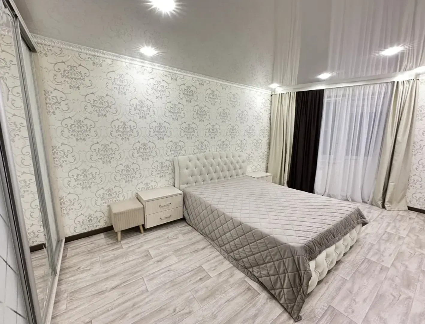 Квартира Двухкомнатная в Центр с Видом на Город