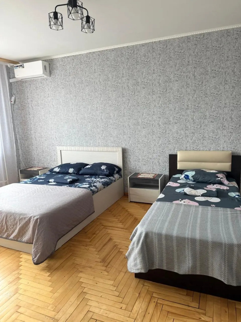 Квартира рядом с бассейном