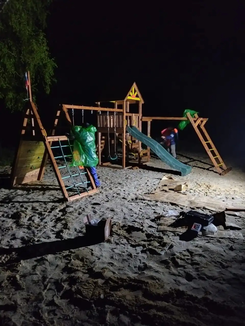 Отель Шепот