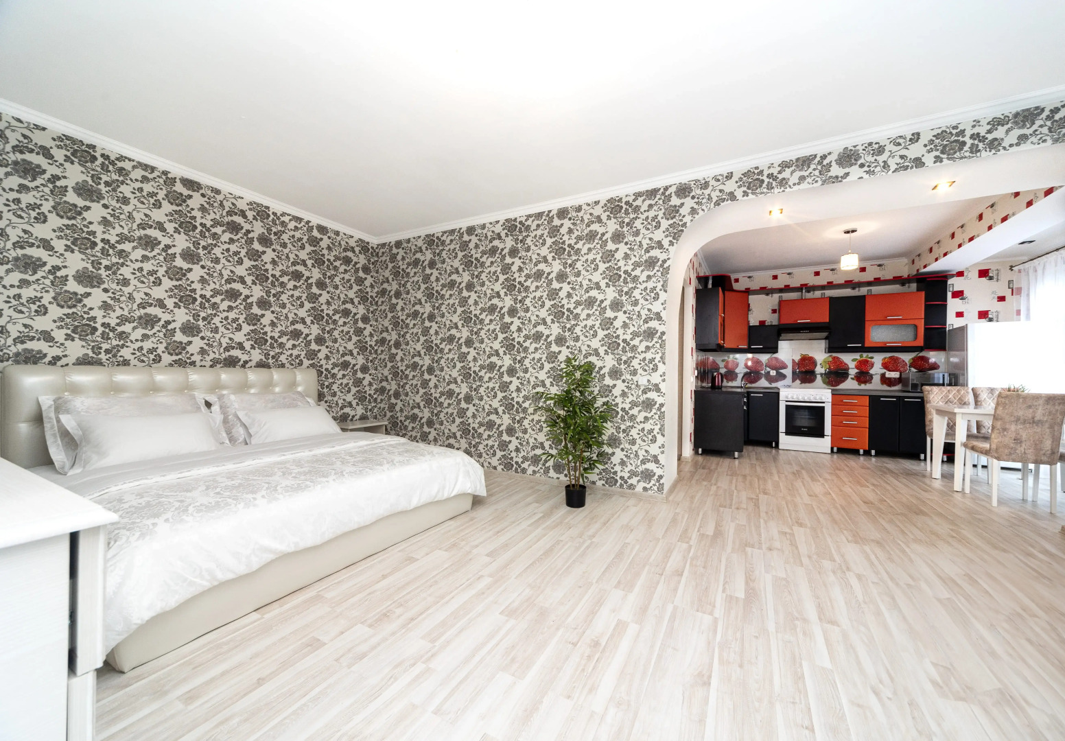 Апартаменты Огромная студия на Мястровской