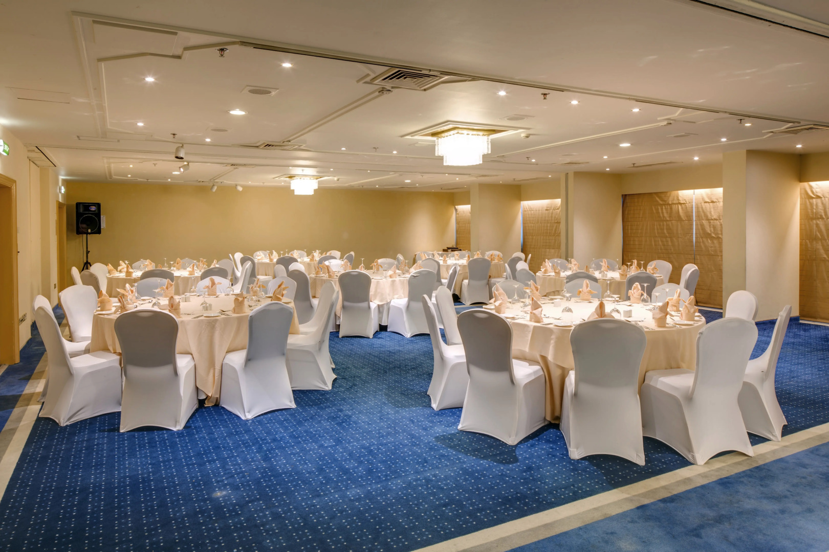 Отель Novel City Center