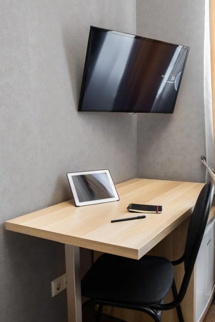 Отель Гравор