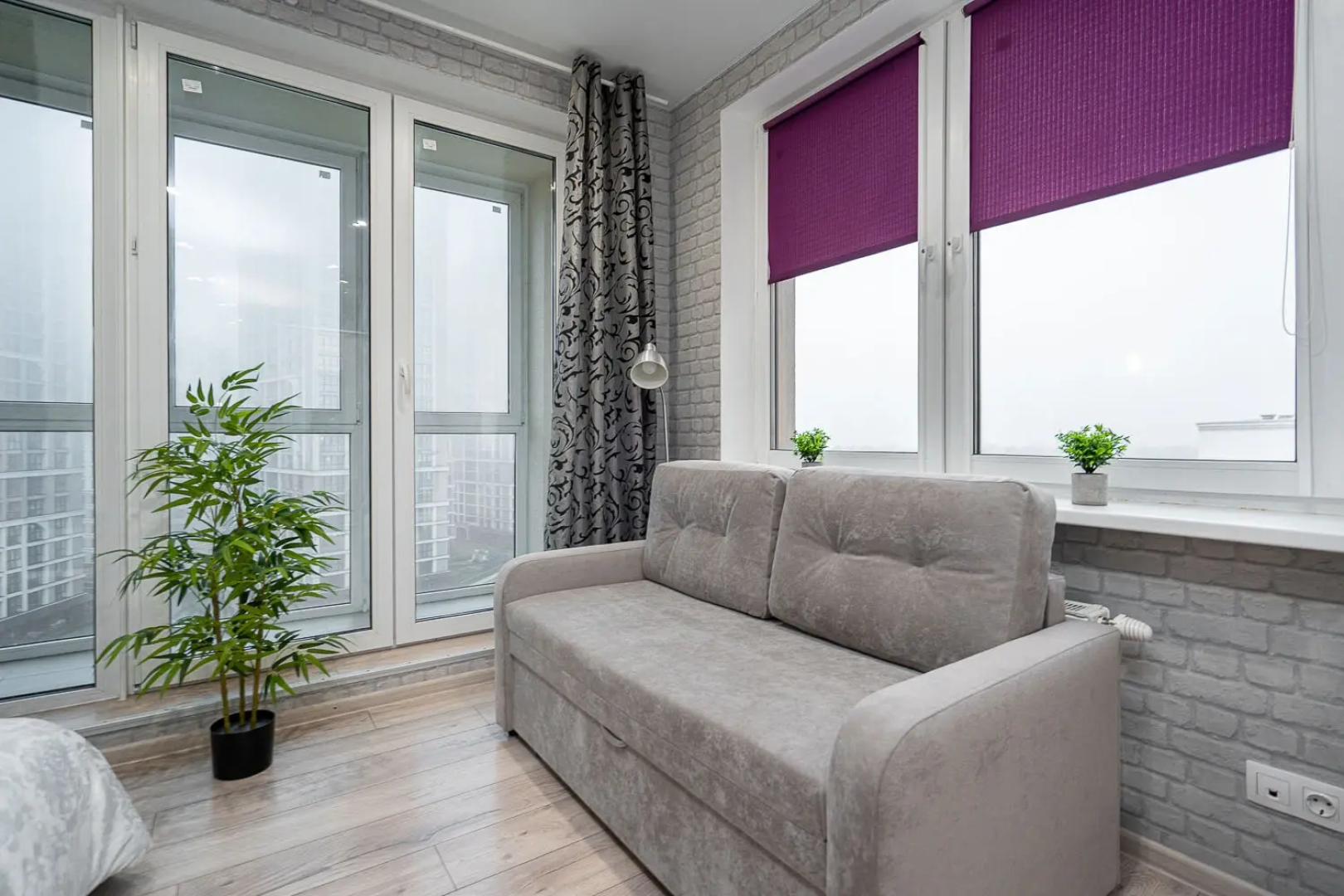 Апартаменты Студия Ladgorna на Независимости 88