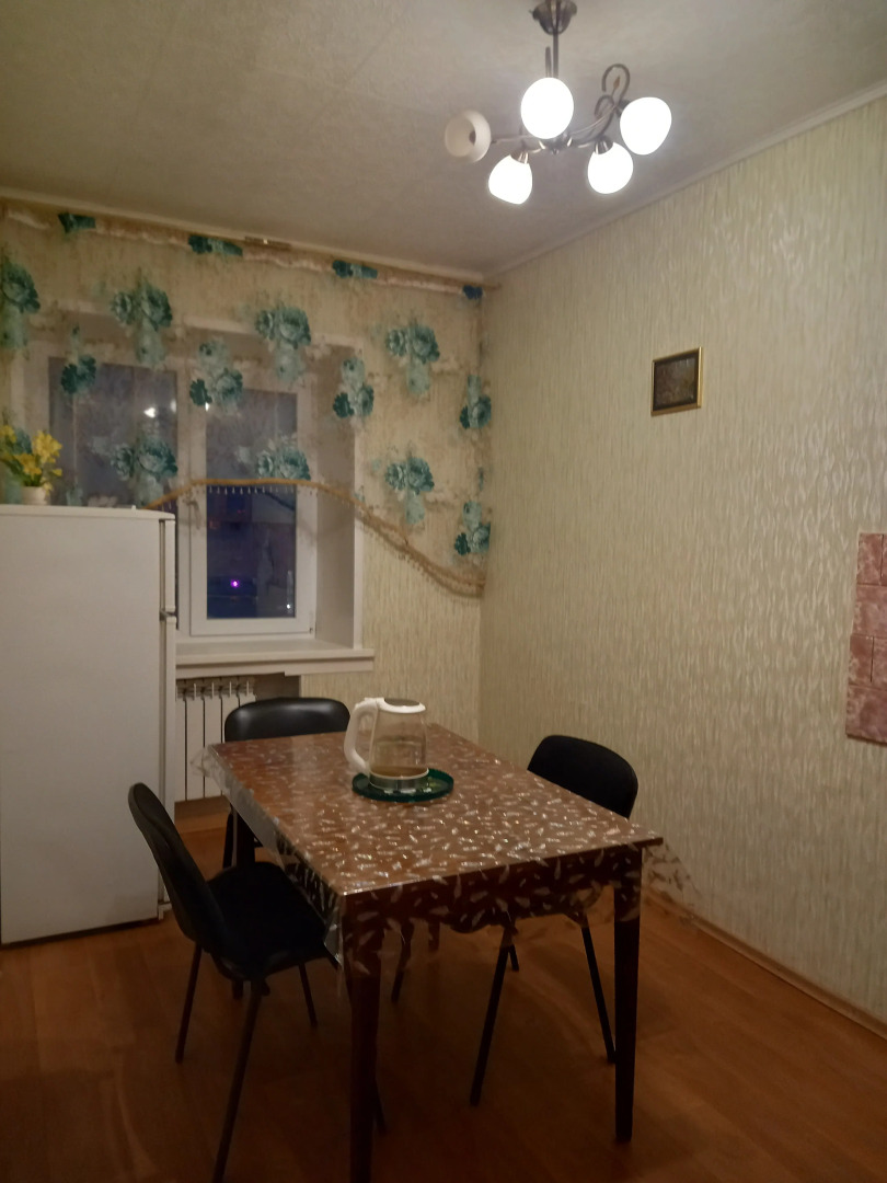 Квартира 1к по Тихонова 8