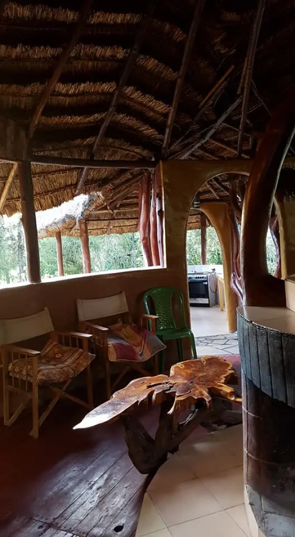 Отель The Great Circle Lodge