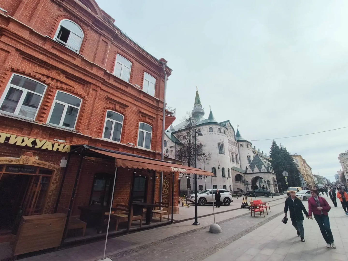 Апартаменты на Покровской Blue №2