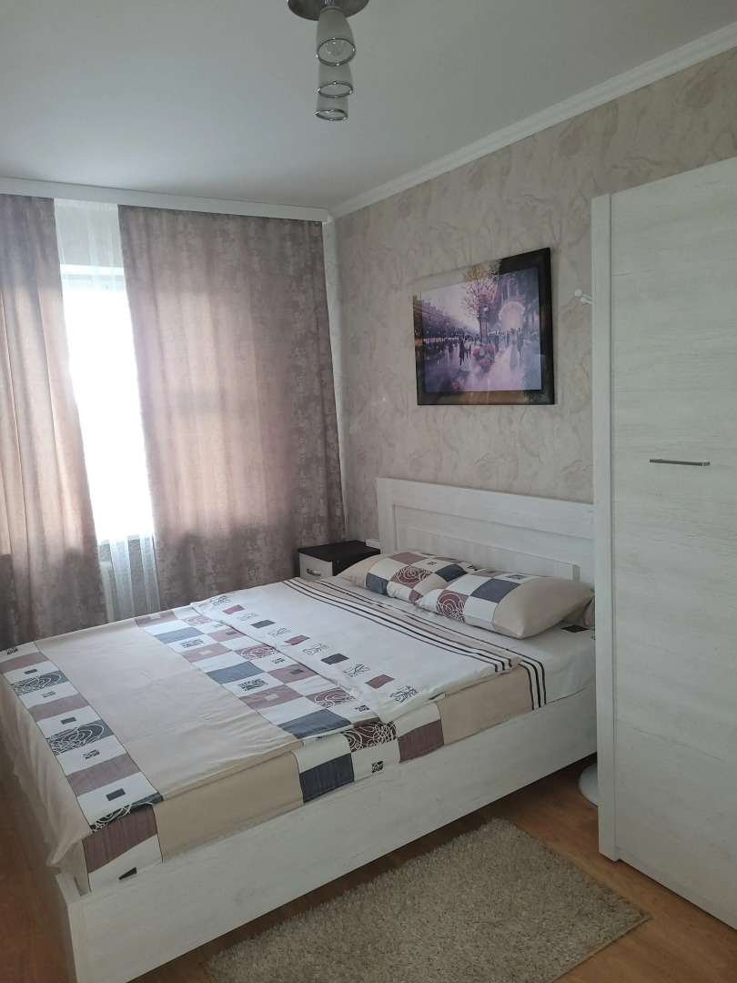 Апартаменты двухкомнатные в центре у реки