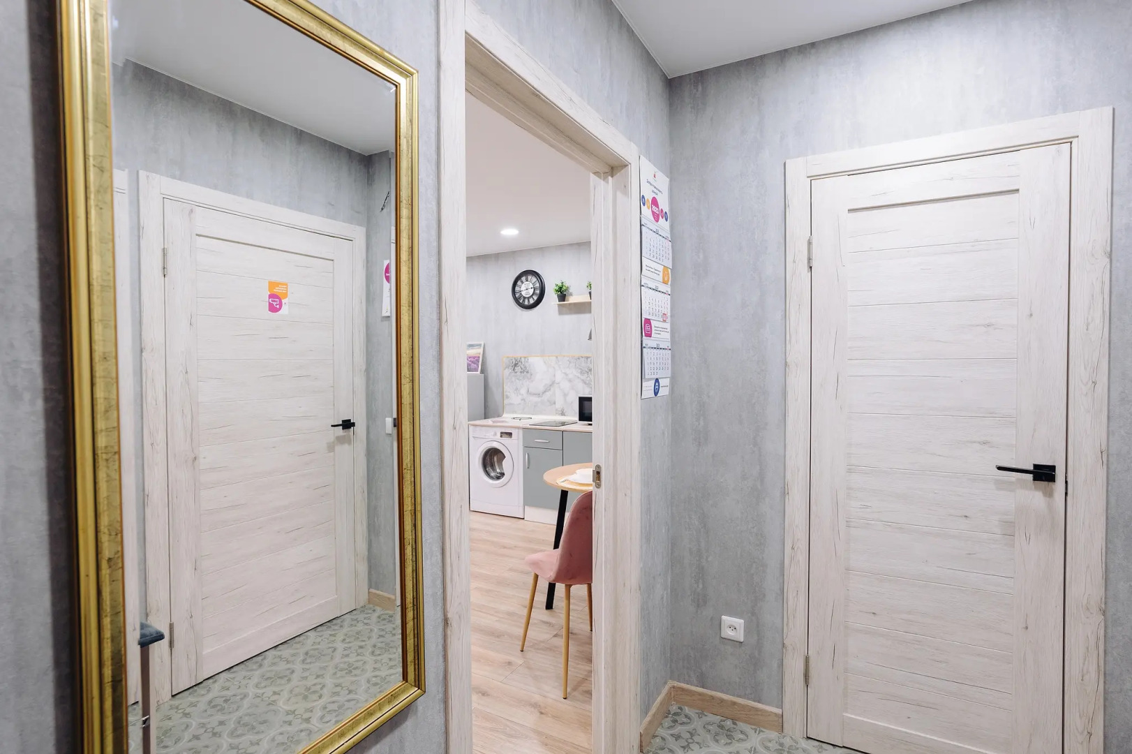 Апартаменты 9 ночей на Гражданской 3