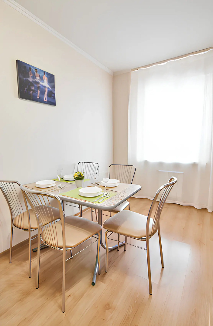 Апартаменты на Ерошевского 18