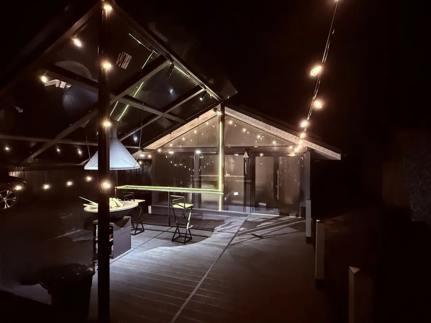 Частный дом уютный с баней и мангальной зоной в центре