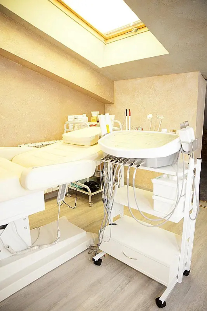 Отель Бережки-Холл