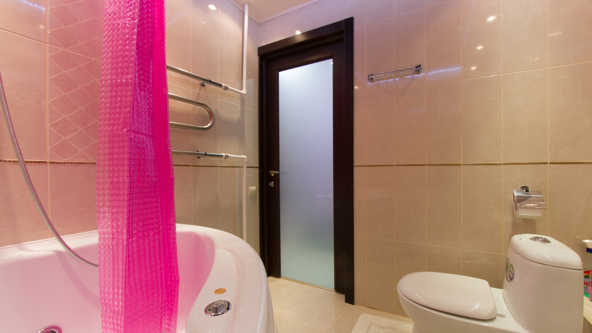 Апартаменты ИннХоум на ул.Свободы, 100