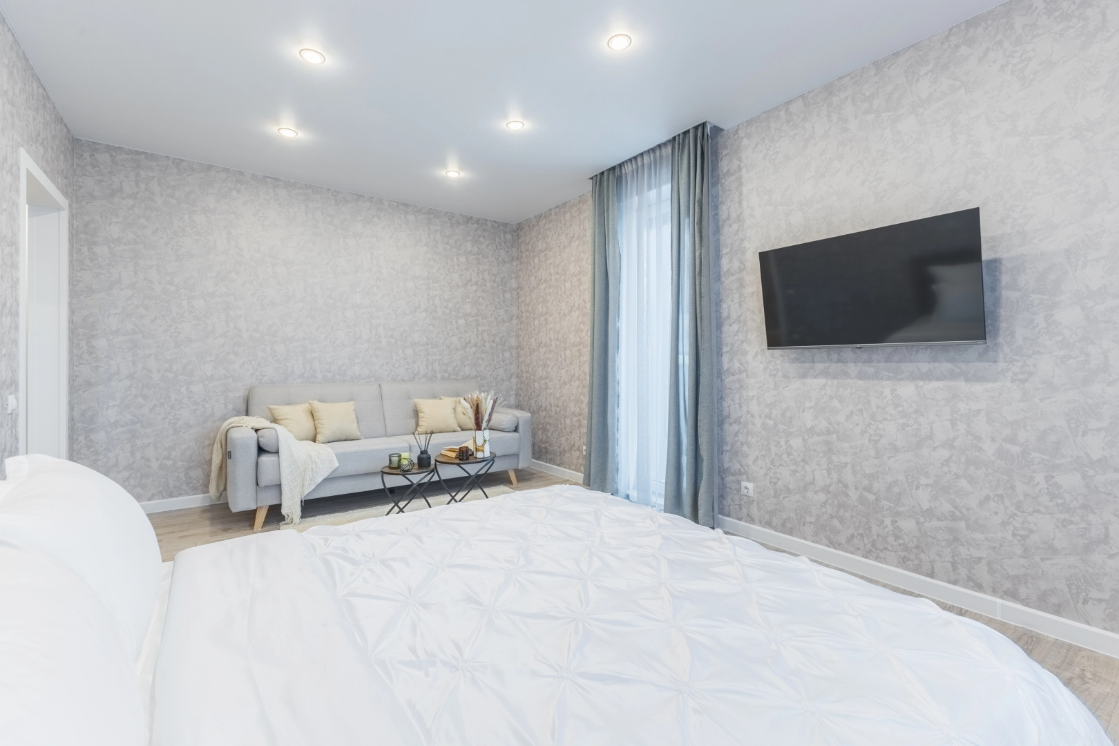 Апартаменты на Петра Полушкина