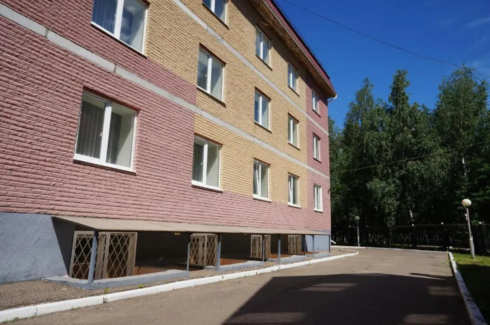 Отель Надежда
