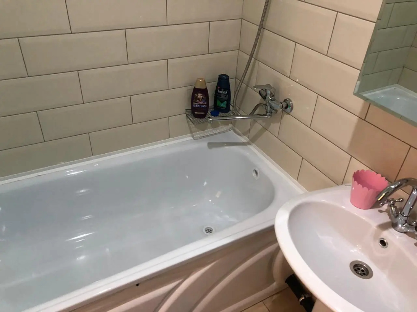 Апартаменты 068_Проспект Октября 93