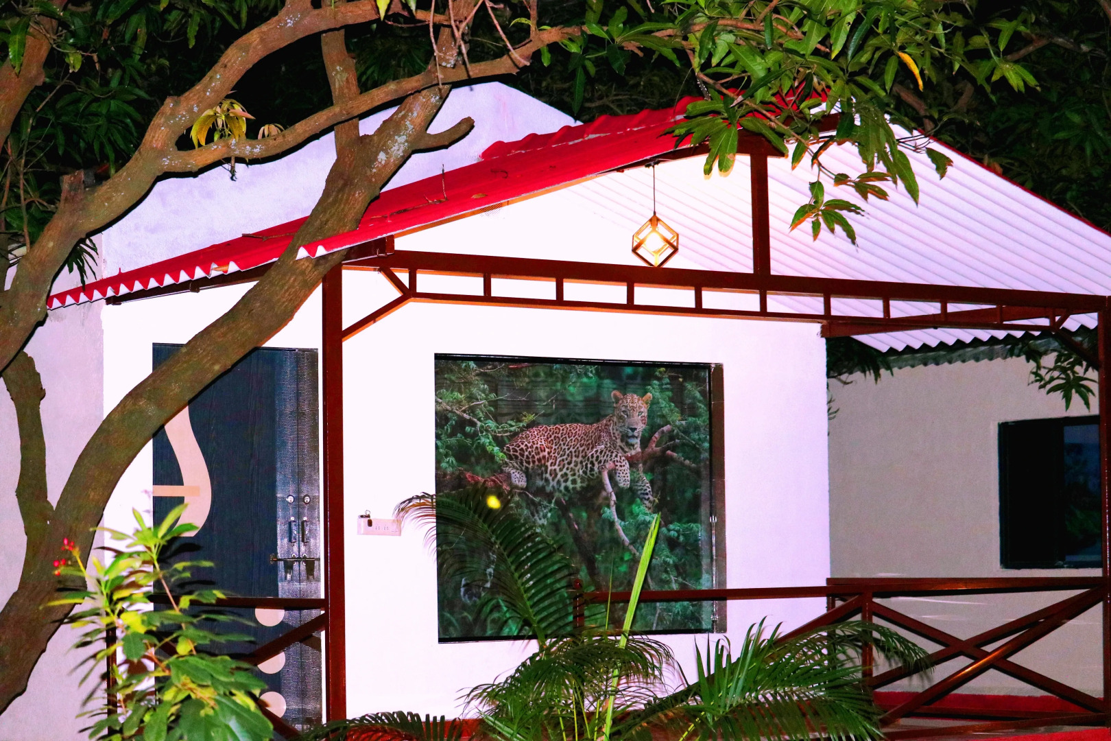 The Wilds Villa Gir - A Riverside Resort Hotel