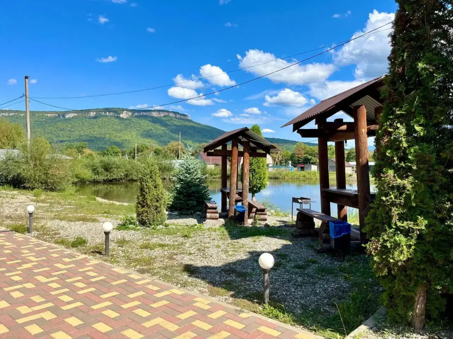 Отель Горное Озеро