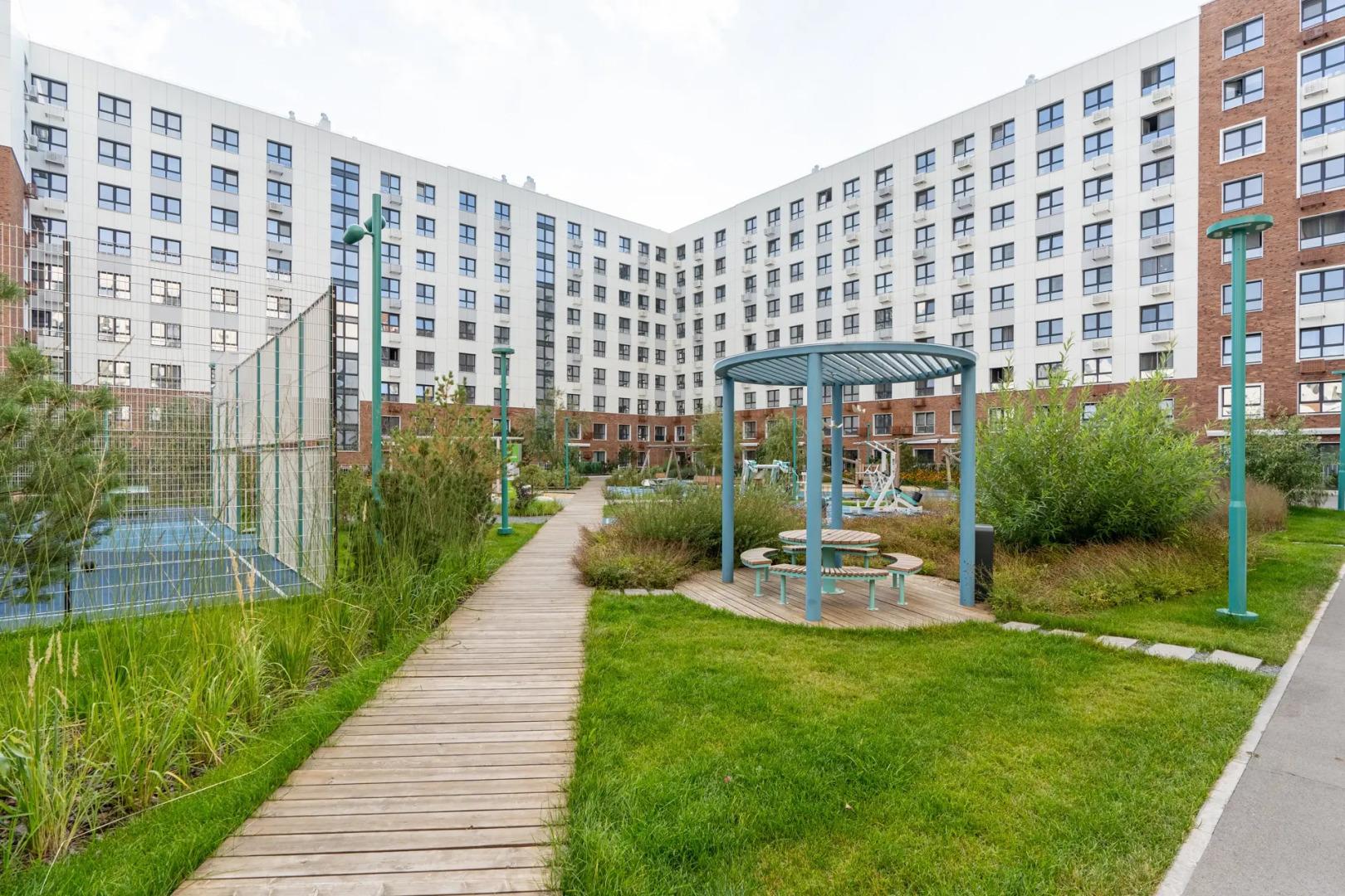 Квартира с Видом на Озеро