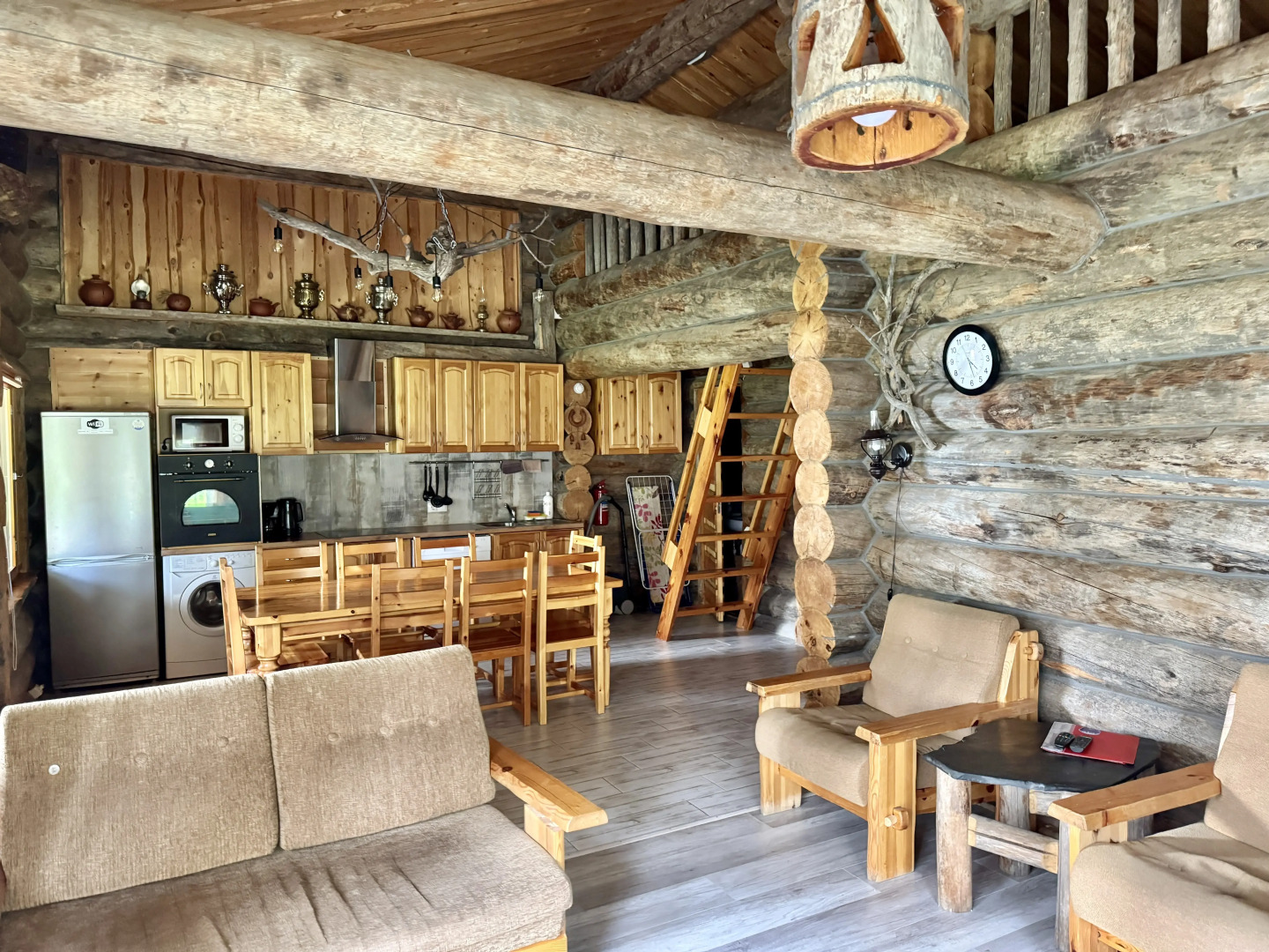 Коттедж Карелия Медвежка Улучшенный с Видом на Озеро